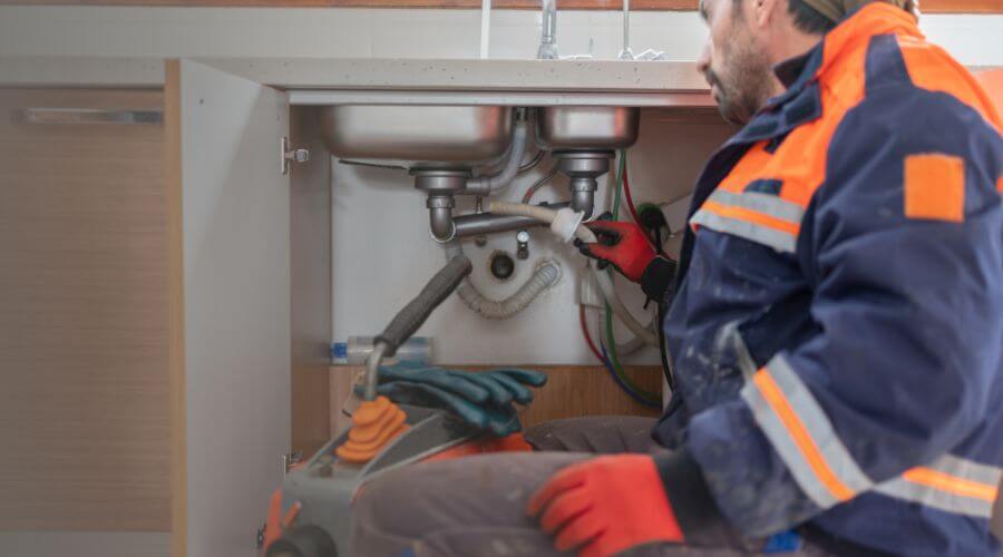 Professional slab leak plumber services in Braithwaite, LA
